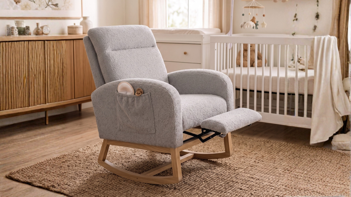 Is a Rocking Chair Good for a Newborn Baby?